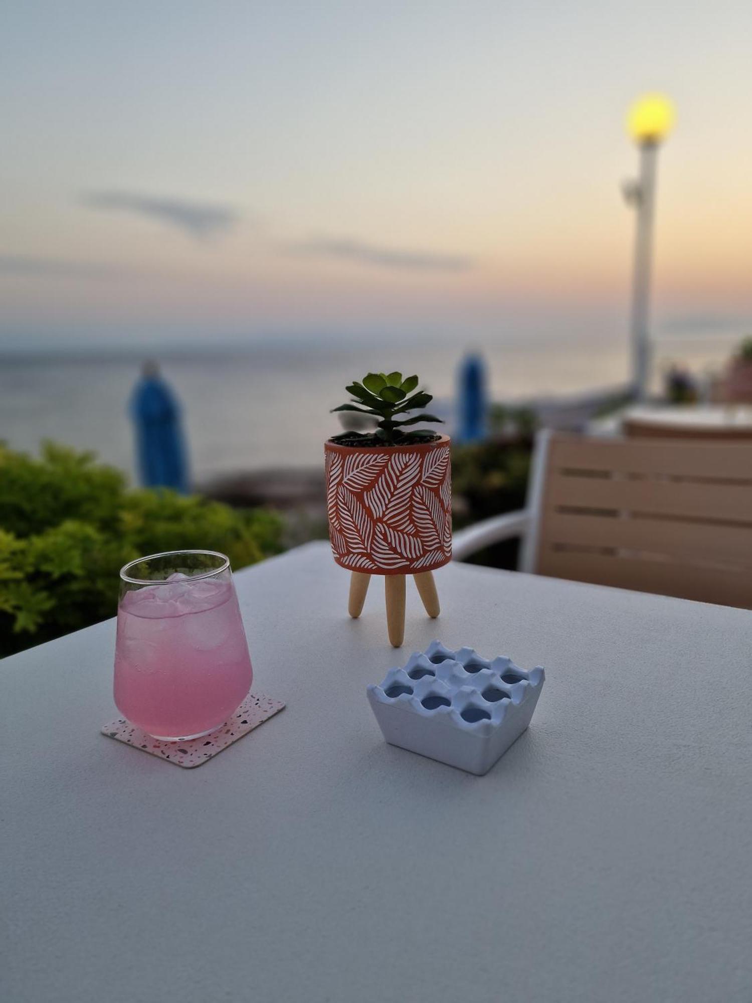 Porto Xronia Aparthotel Khrónia Buitenkant foto